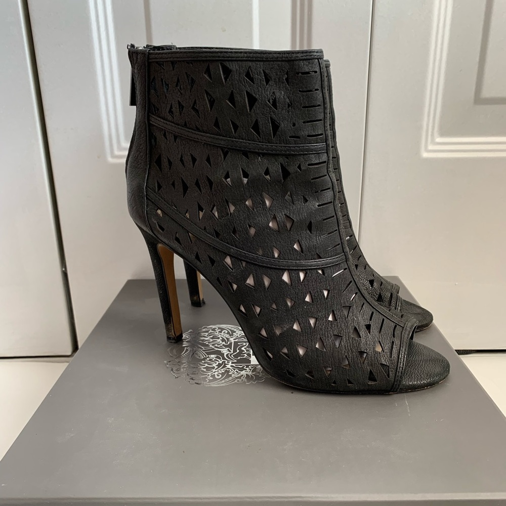 Cutout peekaboo heels